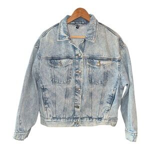 H&M Light Blue Denim Jacket Size Medium